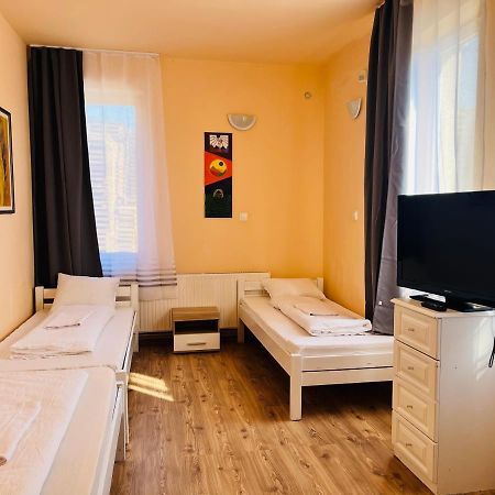 Gabor Panzio Aparthotel Gyal Luaran gambar