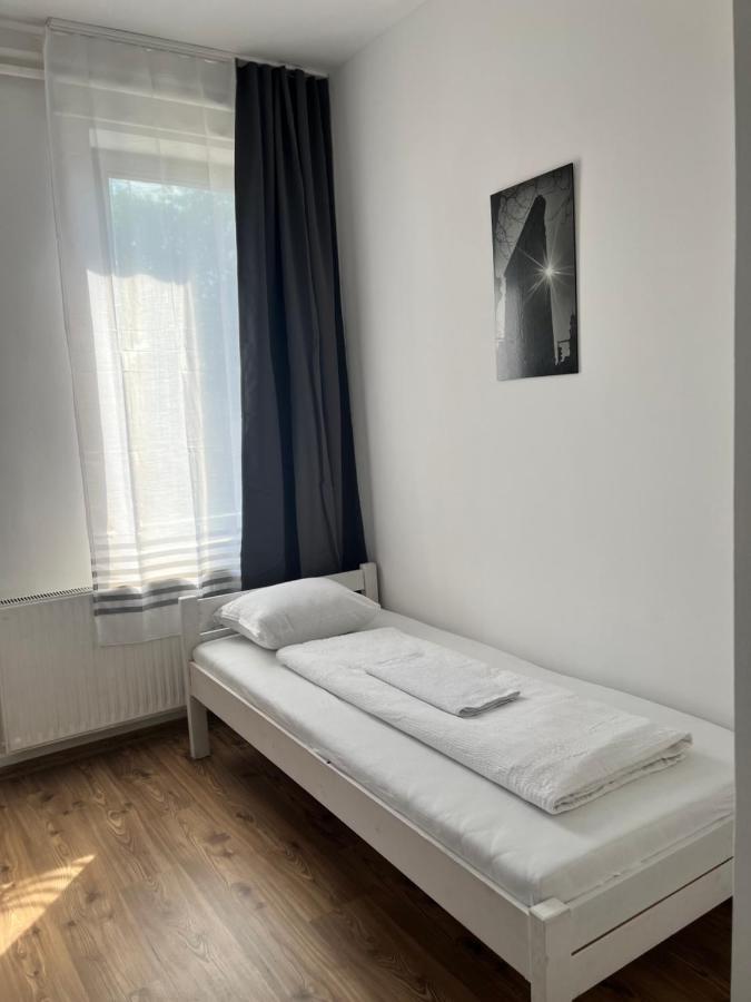 Gabor Panzio Aparthotel Gyal Luaran gambar